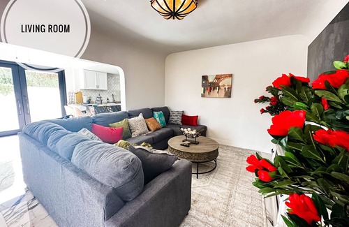 Garfield House | GATEDBOHEMIAN LUX MarbleCastle EVENTVen 4BR,2.5BA, Phx DWTN Cozy Modrn , Hos 9+