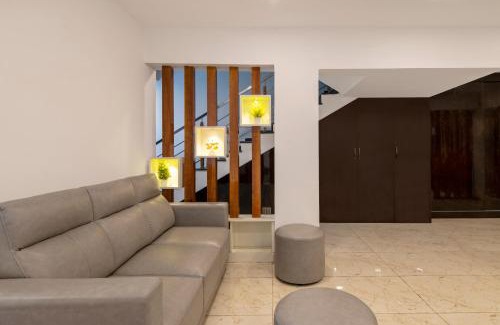 Narasapura Hotel | Gateway Premium Inn