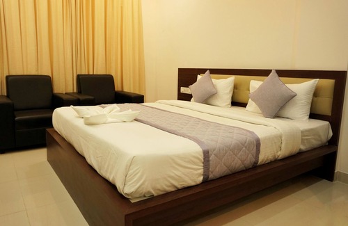 Narasapura Hotel | Gateway Premium Inn