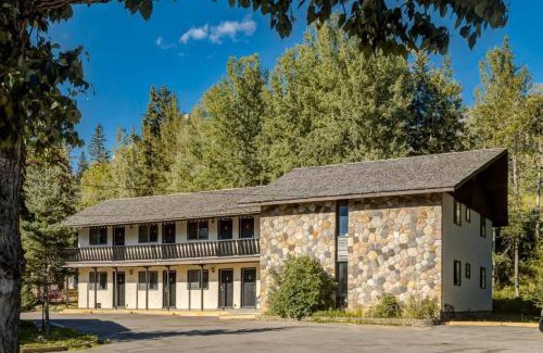 Harvie Heights House | Gateway Suites Perfect Escape to explore Banff