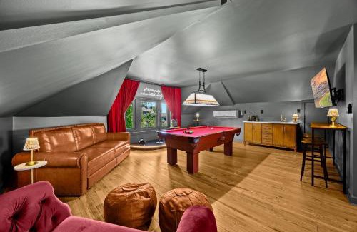 Cherokee Triangle House | Gatsby Estate Luxe 7BR Retreat with Game Room