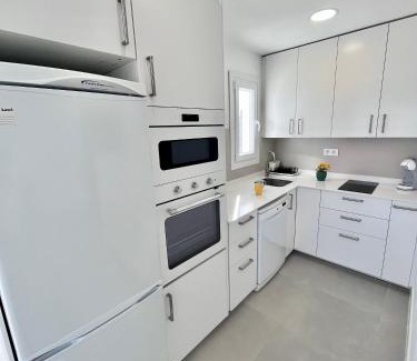 Valdelagrana Apartment | GATU Villa Soleá parking, piscina, pistas tenis, playa de Valdelagrana