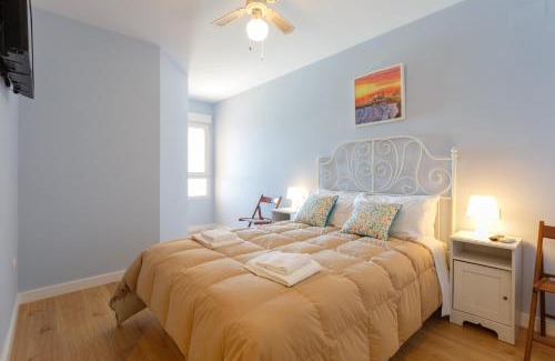 Cadiz Apartment | GAVIOTA Family Home free parking by Cadiz4Rentals