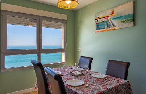 Cadiz Apartment | GAVIOTA Family Home free parking by Cadiz4Rentals