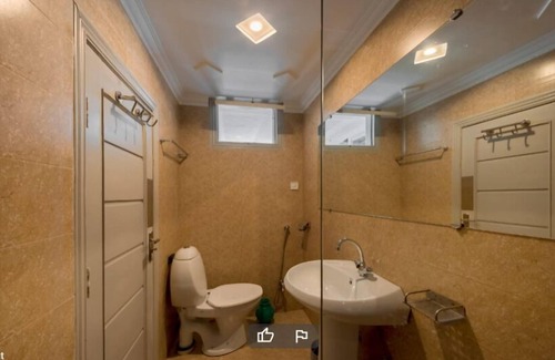 Kalam Hotel | Gawalmandi Serenity Hotel