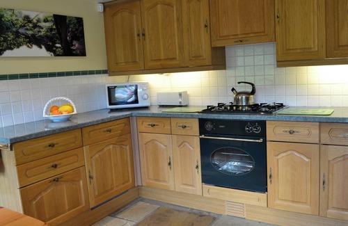 Bewerley Cottage | Former granary with extensive views on the edge of the beautiful town of Pateley Bridge.