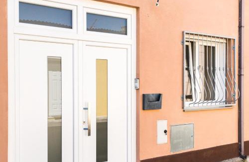 Elmas Apartment | Geco's Apartment