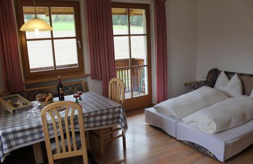 Santo Stefano Apartment | Gemütliche Ferienwohnung Für Vier Personen