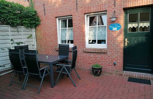 Greetsiel House | Gemütliches Ferienhaus Tenne im Gulfhof Greetsiel in Zentraler Lage