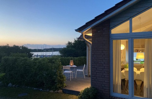 Kosel House | Gemütliches Ferienhaus am Wasser mit Schleiblick
