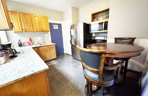 Point Breeze North Apartment | Gem in Historic Point Breeze