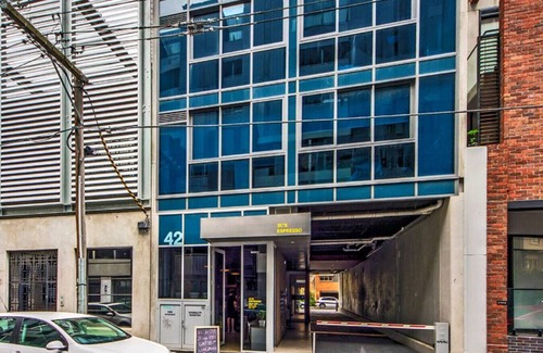 South Yarra Apartment | Gem in the heart of South Yarra