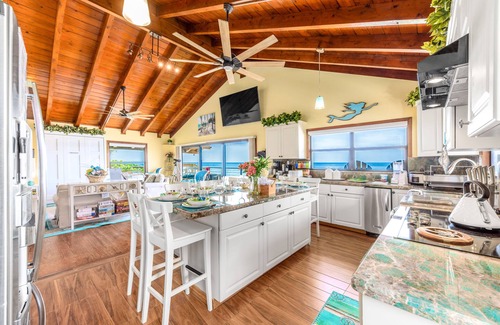 Stuart House | Gemini Beach: 7 BR/4.5BA FL Beach House on 2 beaches. Dock + Heated Pool!