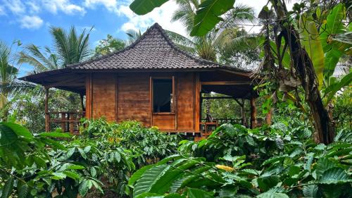 East Selemadeg Villa | Gempinis Coffee Shop and Villa