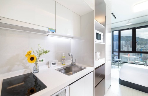 Seomyeon Hotel | GemStay