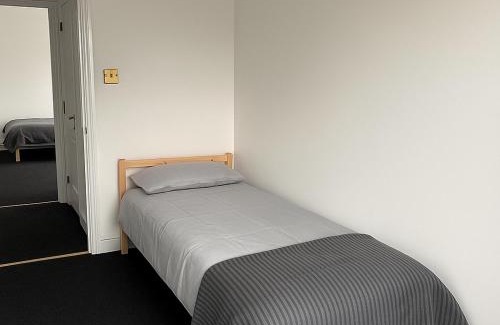 East Acton Villa | Genevra