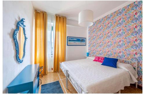 Pra' Apartment | Genova Holidays House Erma - Parcheggio Privato e Wi-Fi - AC