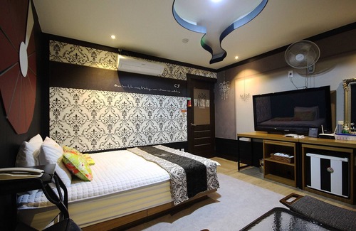 Geochang Hotel | Geochang CF