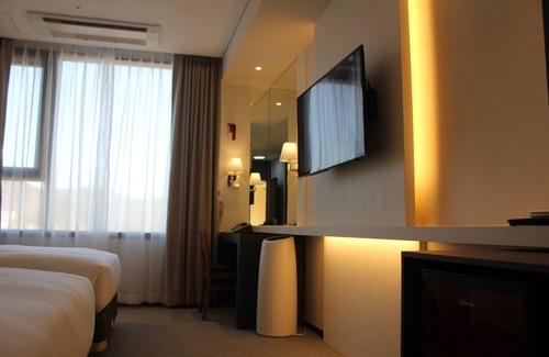 Somun Hotel | Geoje Art Nouveau Suite Hotel