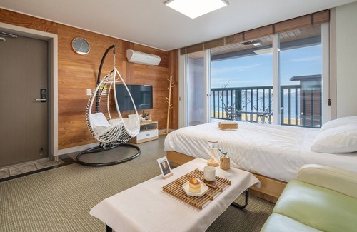 Geoje House | Geoje Beachwhite Pension