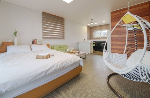 Geoje House | Geoje Beachwhite Pension