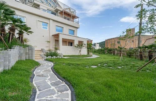 Geoje Hotel | Geoje Hound Hotel & Spa