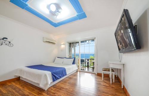 Irun-myeon House | Geoje Purenneoul Pension