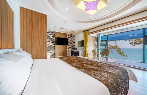 Geoje Hotel | Geojedo Jangmok Y