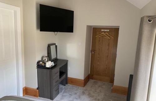 Holmesfield Hotel | George and Dragon