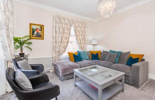 York Apartment | George Street Boutique Apartments with Free Parking