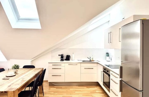 Favoriten Apartment | Geräumiges Penthouse in Favoriten