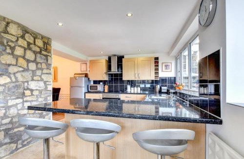 Peterston-Super-Ely House | Ger-y-llyn