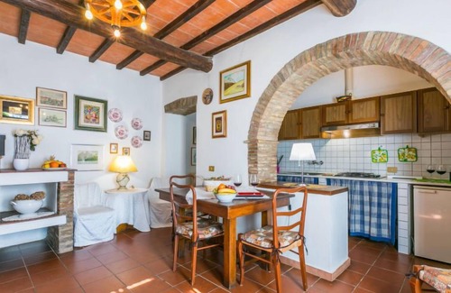 Trequanda House | Geranio by Interhome