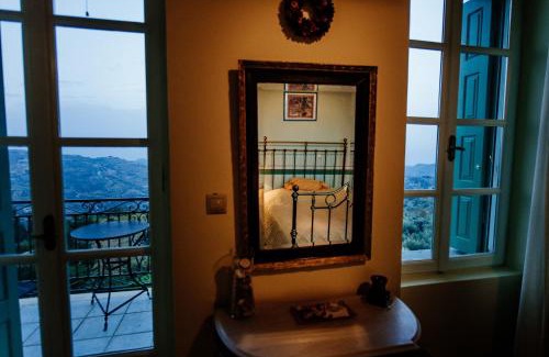 Lakka Hotel | Gerofotis Traditional Guesthouse est 1892 - Close to Aigio, Akoli, Selianitika