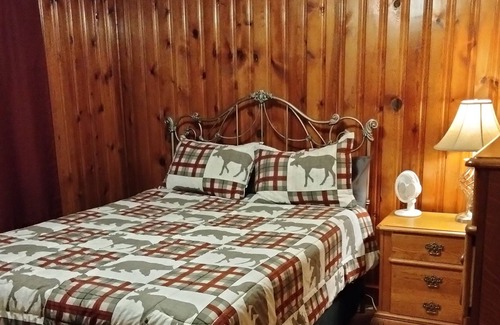 Old Fort House | Get away from it all at Curtis Creek !!! NO Cable NO Internet No Cell Service