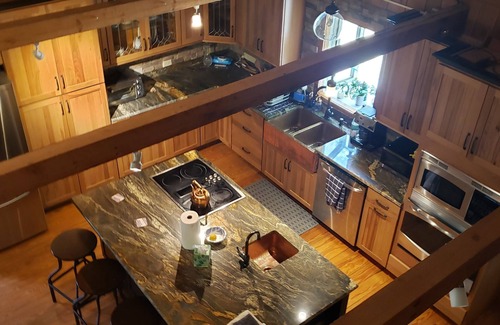 Wardensville House | Get some R&R at The Space Between