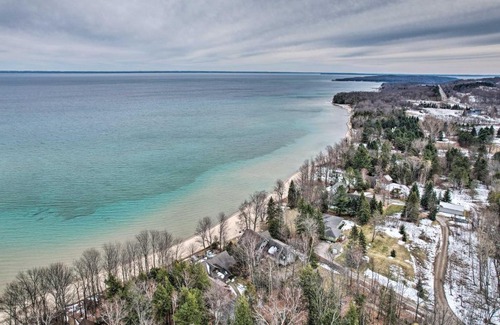 Northport House | Getaway on Crystal Clear Lake Main and Guest House!