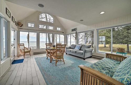 Northport House | Getaway on Crystal Clear Lake Main and Guest House!