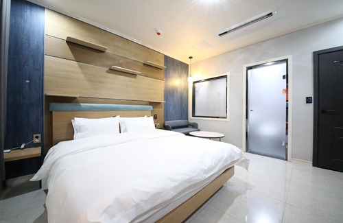 Witchabu-ri Hotel | Geumsan High Hill Self Check-in Hotel