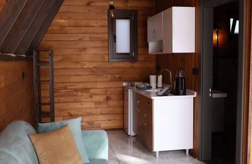 Sapanca Bed & Breakfast | Gezegen Bungalow