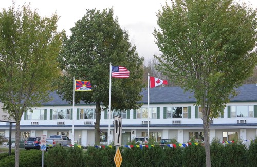 South Burlington Hotel | GGT Tibet Inn