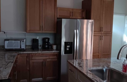 Sycamore Vista Estates House | Gia's Mountain View Retreat. brand new built in 2024 guest house.