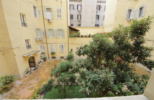 Salario Apartment | Giant Borghese Apartment