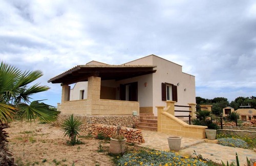 Favignana Bed & Breakfast | Giardino degli Ulivi