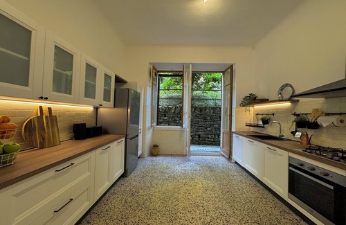 Menaggio Apartment | Giardino Floreale di Menaggio, Menaggio, Italy