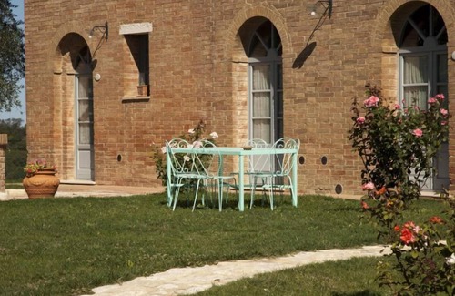 Bollano Apartment | GIARDINO - GIARDINO-ALLORI 1°P