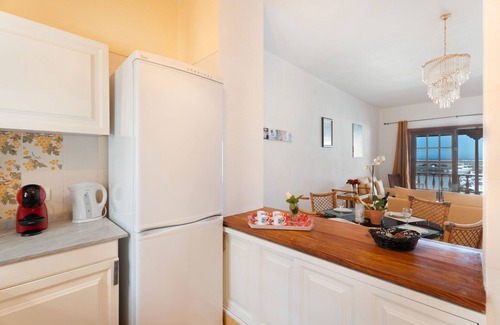 Los Gigantes Apartment | 'Gigantes Sea View' Vacation with Sea Views, Balcony and Wi-Fi