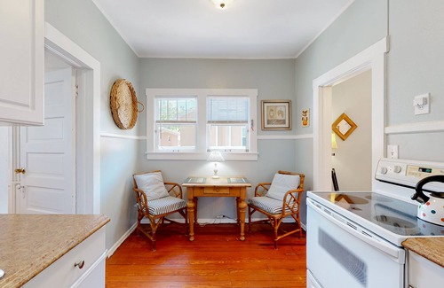 Gillespie Park House | Gillespie Park Pool Cottage | House in Sarasota