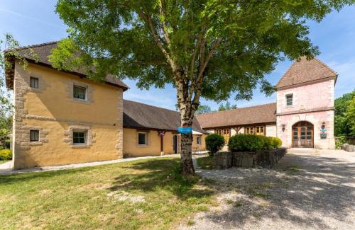La Chatelaine Apartment | Gite Arbois 2 pièces Piscine Chauffée
