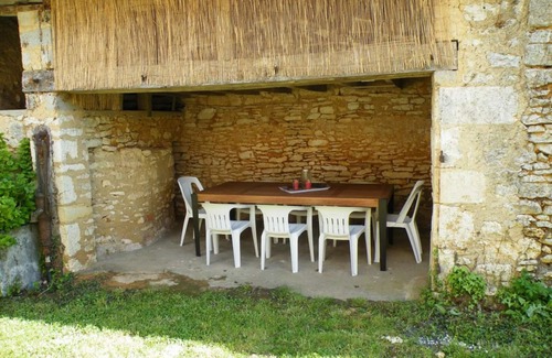 Coulaures Cottage | Gite Coulaures, 4 bedrooms, 7 persons